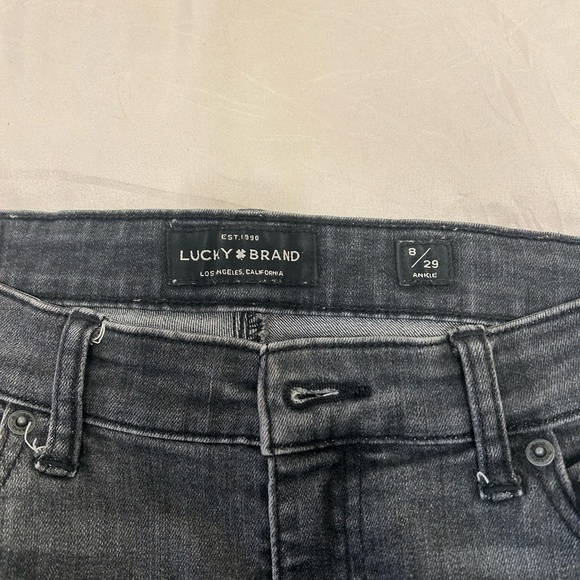 Lucky Brand Jeans - Picture 3 of 6
